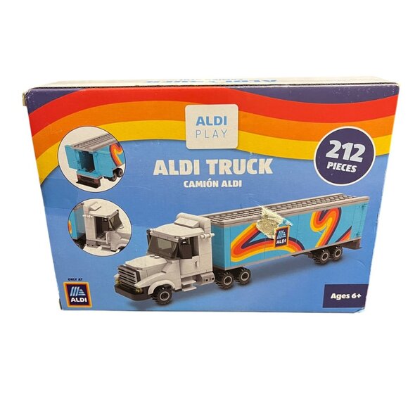 ALDI Truck Exclusive Building Block Set (Limited Edition; 212 Pieces) - Picture 1 of 9